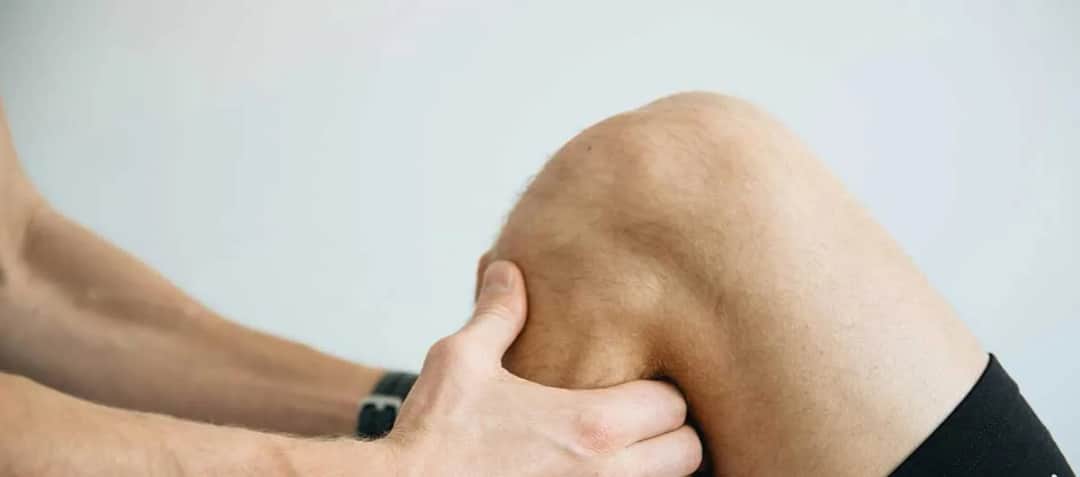 Kiedy rehabilitacja po endoprotezie kolana? Poznaj kluczowe etapy.