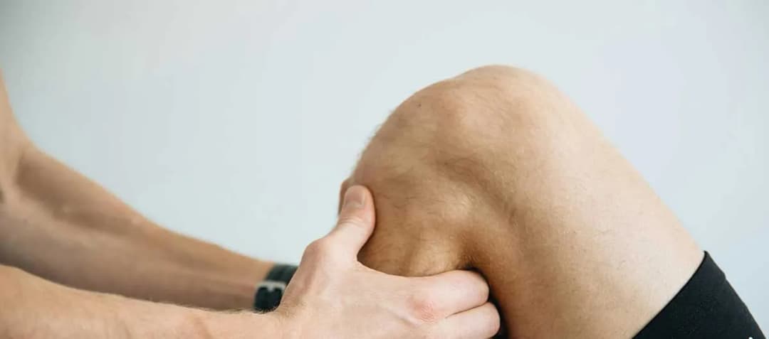 Kiedy rehabilitacja po endoprotezie kolana? Poznaj kluczowe etapy.