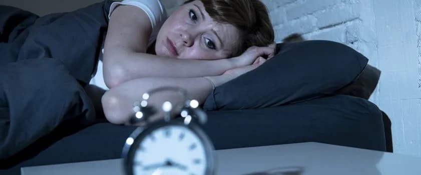 Skuteczne leki na bezsenność - poznaj opcje bez recepty, które pomogą