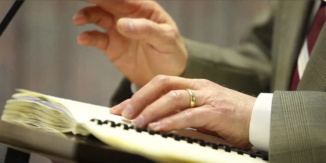 Biblia dla niewidomych: Jak uzyskać dostęp do duchowych zasobów