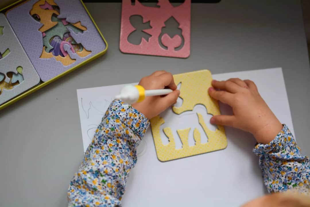 Zabawki dla niewidomych - jak wspierają rozwój i naukę dzieci