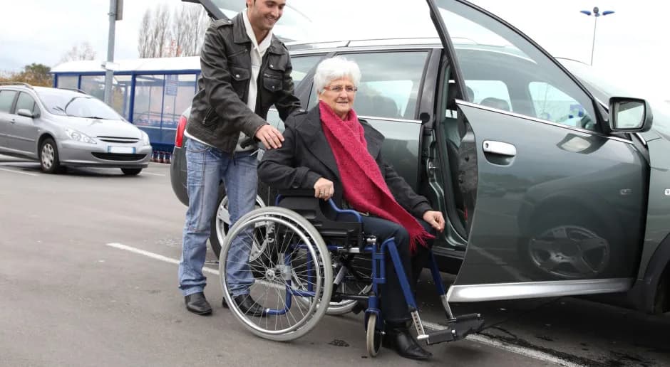 Ile zarabia asystent osoby niepełnosprawnej na godzinę? Zaskakujące stawki!