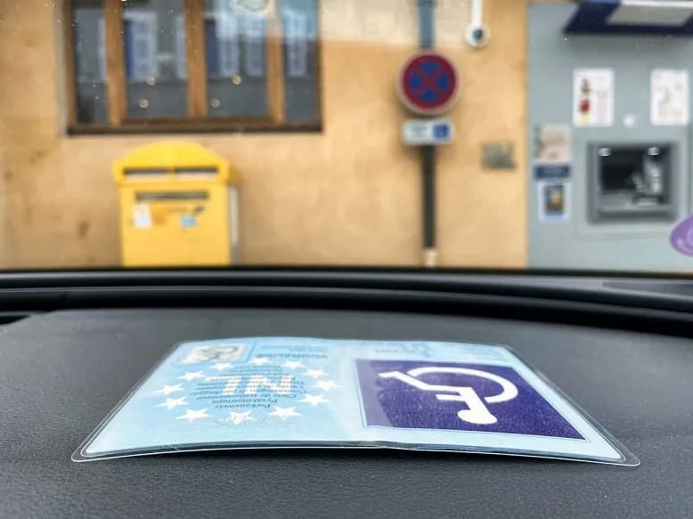 Co daje karta parkingowa dla niepełnosprawnych? Przekonaj się, jakie masz prawa